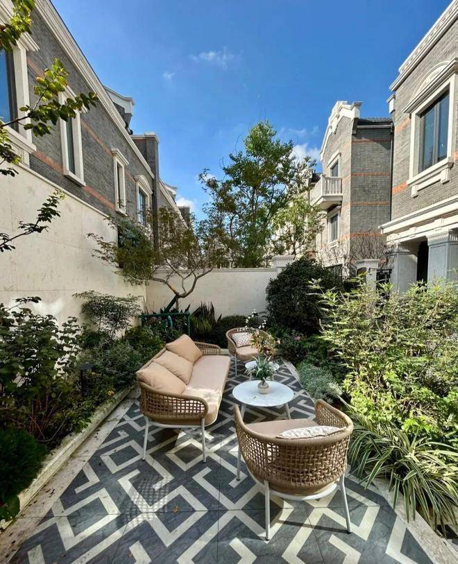 百科→首页网站→楼盘测评→中心电话百科→首页网站→24小时热线开元ky棋牌露香园天誉售楼处电话→露香园天誉售楼中心地址→楼盘(图9)