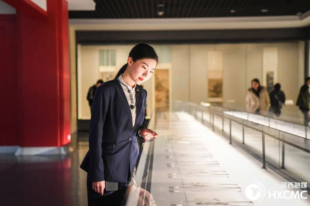 坚守亦是团圆｜新春走基层开元ky棋牌守着文物过大年(图3)